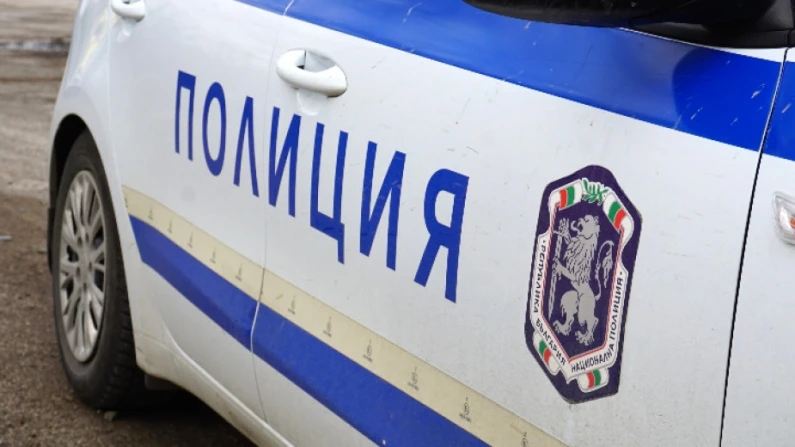 Разбиха и обраха къща в село Попина